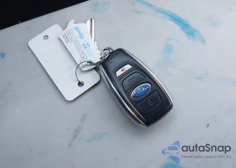 2019 Subaru Outback 2.5I Limited из США, поврежденный, VIN 4S4BSANC7K3303284